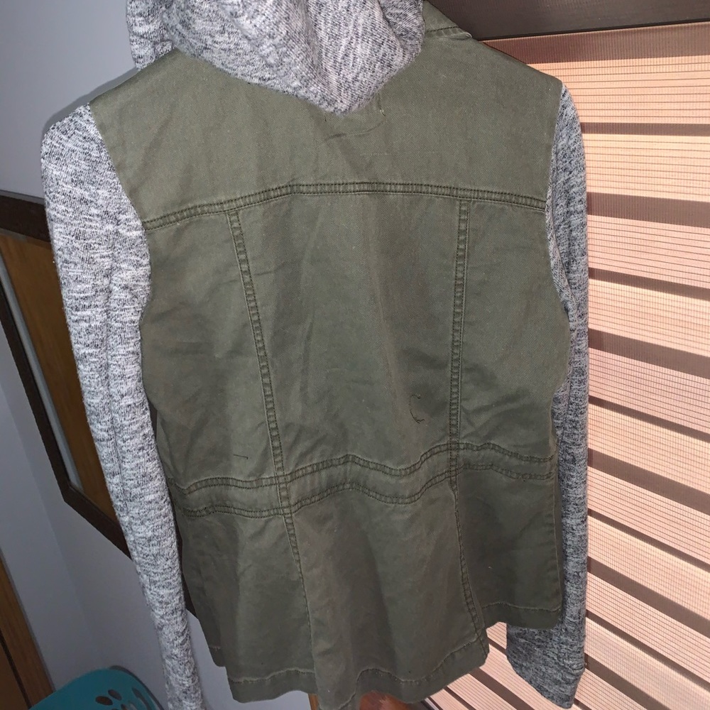Jacket - Picture 5 of 5
